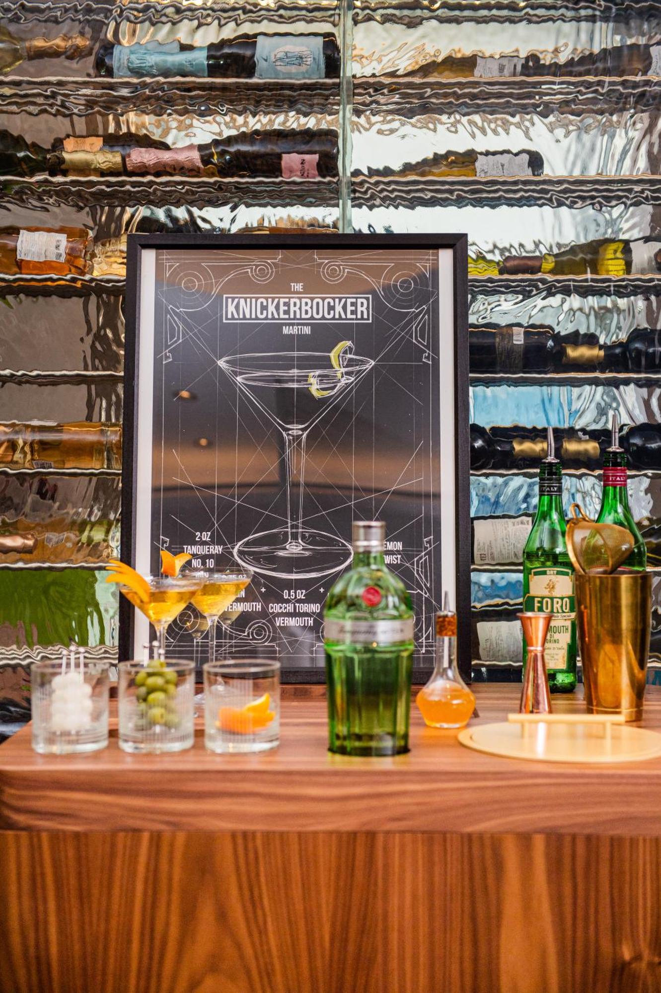 Hotel The Knickerbocker New York Esterno foto The Knickerbocker bar